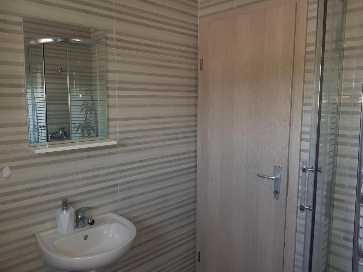 Апартаменты Apartman Nela Kastel Sucurac Экстерьер фото